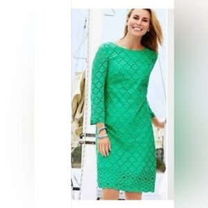 Talbots Womens Eyelet Shift Dress 8 Green
Scalloped hem 3/4 Sleeve